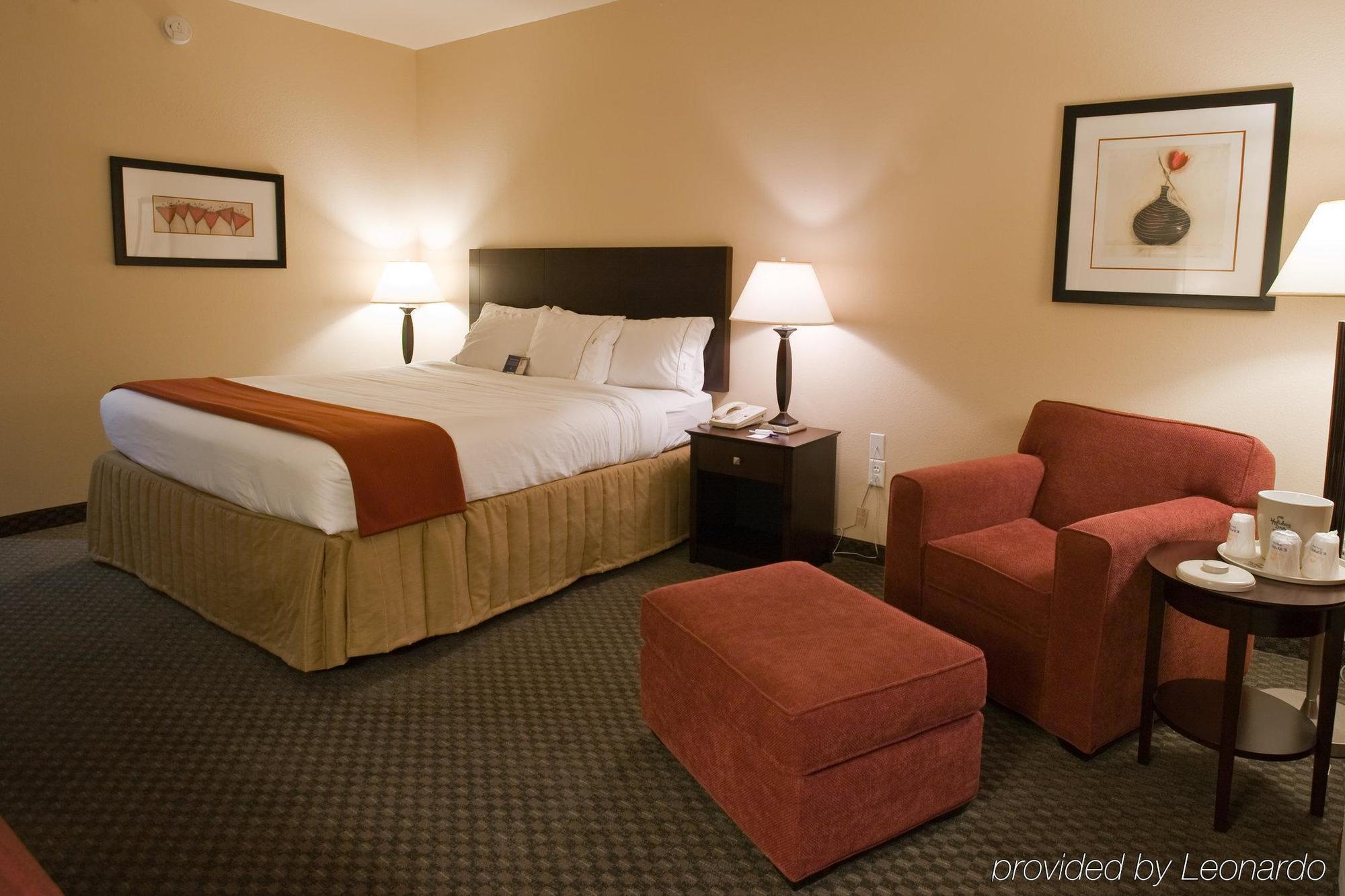 Holiday Inn Express Dayton By Ihg Habitación foto