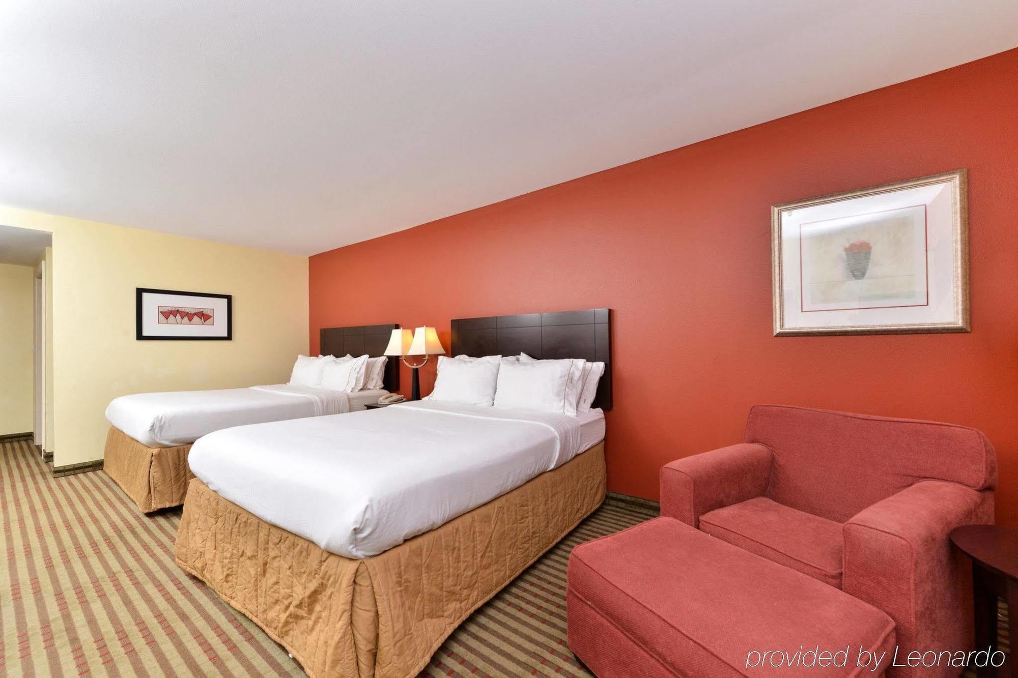 Holiday Inn Express Dayton By Ihg Exterior foto