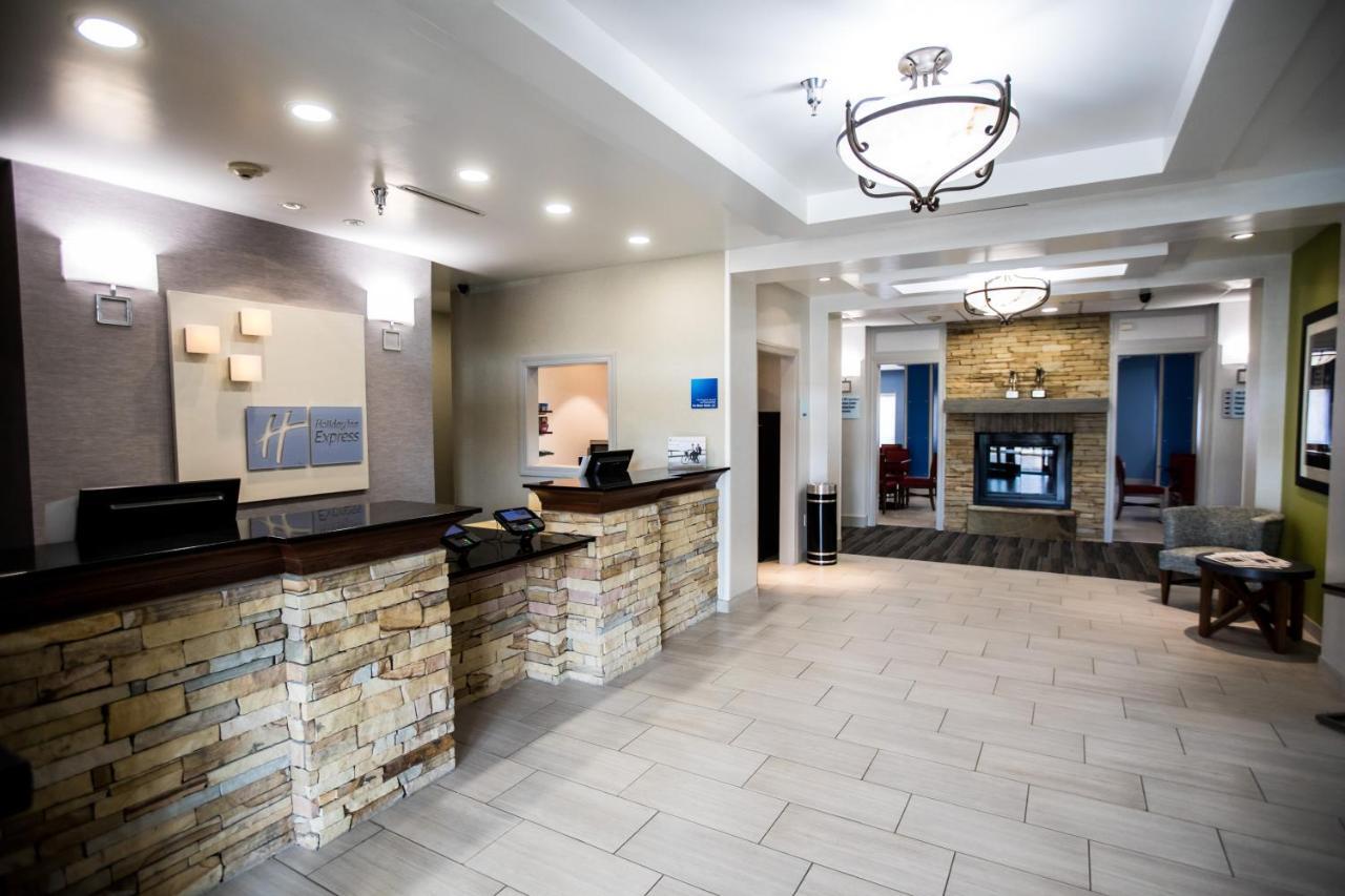 Holiday Inn Express Dayton By Ihg Exterior foto